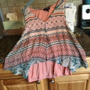 Flowy sleeveless blouse